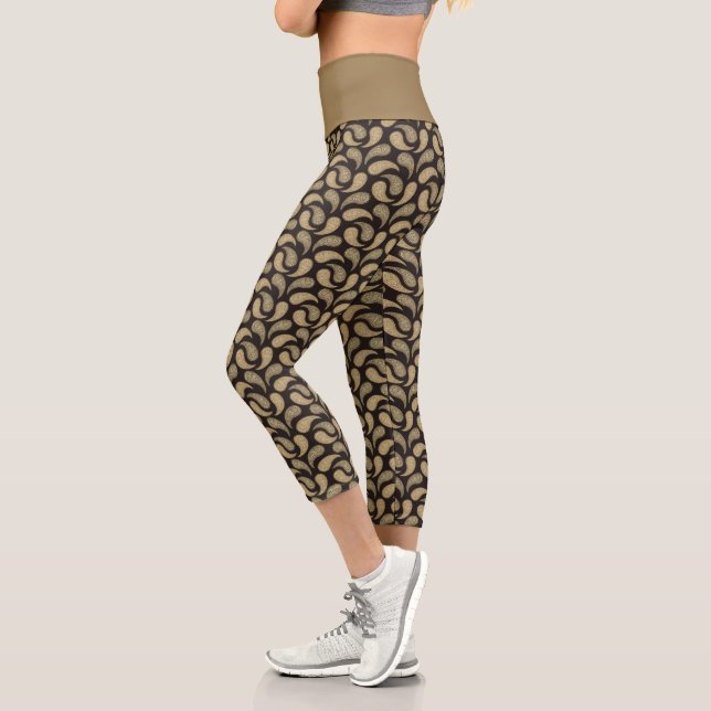 Schwarz-Beige Paisley Pattern Hochgebirgskäfer Capri Leggings (Links)