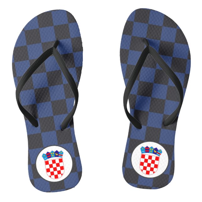 Schwarz-Blau-Schachbretter mit kroatischer Wappenk Flip Flops (Fußbett)