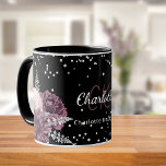 Schwarz-Bordeaux-Blüten mit elegantem Monogrammnam Tasse<br><div class="desc">Schwarzer Hintergrund mit bordeauxroten und rosa Blumen,  Blume. Personalisieren und fügen Sie Ihre Monogramm-Initialen,  Vornamen und vollständigen Namen.</div>