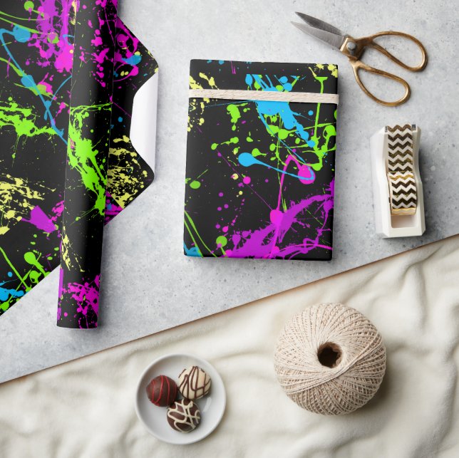 Schwarz-farbiges Neonpaint-Spritzer-Muster Geschenkpapier (Kunsthandwerk)