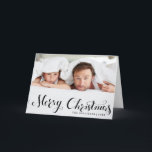 Schwarz Frohe Weihnachts-Script-Weihnachtsfotokart Feiertagskarte<br><div class="desc">Individuell anpassbare Ferienkarte mit schwarzem whimsical Skript. Ähnliche Artikel sind in meinem Laden erhältlich.</div>