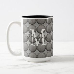Schwarz, Grau und Weiß-Polka-Dot-Monogramm Zweifarbige Tasse