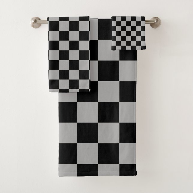 Schwarz + Grauer Karo Schachbrettmuster Badhandtuch Set (Insitu)
