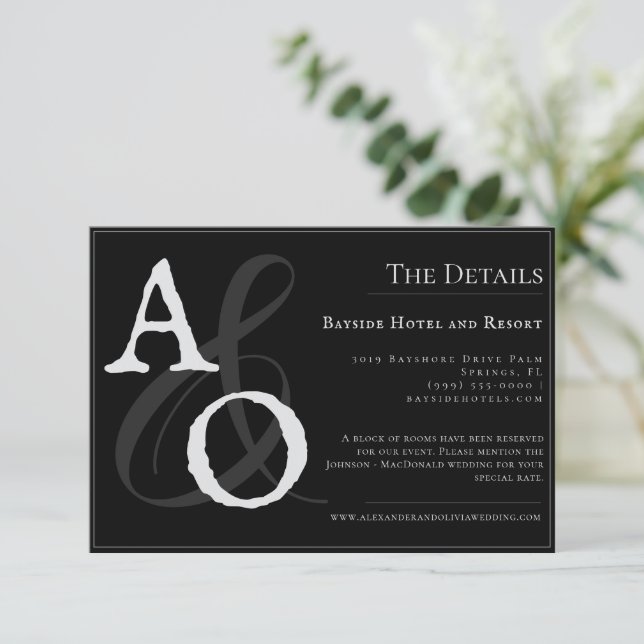 Schwarz-Minimalistisch-Monogramm-Hochzeit Begleitkarte (Stehend Vorderseite)
