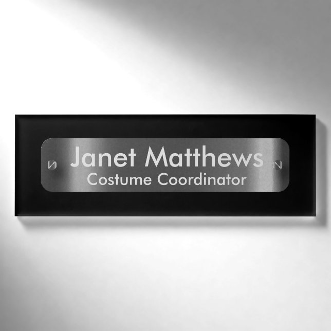 Schwarz mit dunklem Silberetikett - Personalisiert Namenschild (Vorderseite)