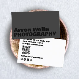 Schwarz - Moderner, mutiger QR-Code Visitenkarte