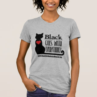 Schwarz passt zu allem. T-Shirt