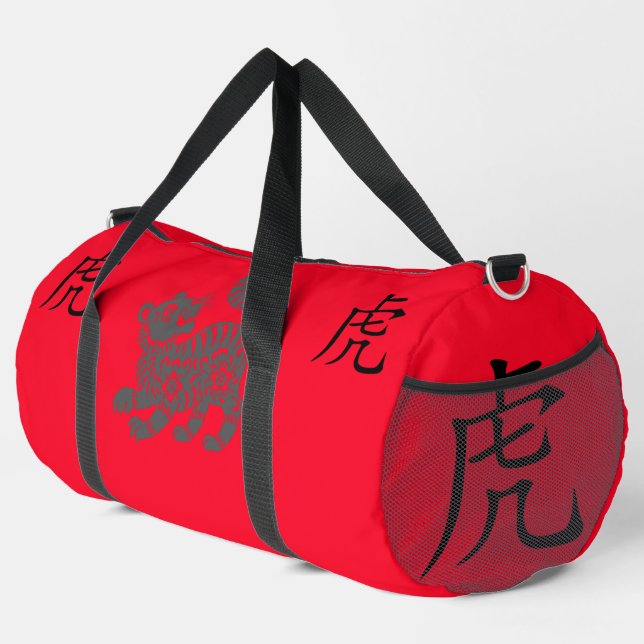 Schwarz, Rot, Grau, Jahr des Tiger Chinesisch | Duffle Bag (Rechte Ecke)
