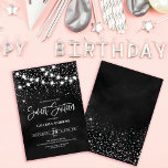 Schwarz-Silber-Glitzer Glitzern Lights Sweet 16 Einladung<br><div class="desc">Diese majestätische und glamouröse 16 . Geburtstag Geburtstagsfeier ist perfekt für die Girl. Es zeigt leuchtende helle Stränge auf den Imitaten gedruckt silberne funkelnd Glitzer Konfetti auf einem schwarzen abstrakten Hintergrund inspiriert von Sternen in der Nacht Himmel. Es ist hübsch, elegant, modern, trendig und cool, das perfekte Design für den...</div>