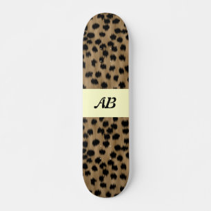 Schwarz und Braun Geparden Print Muster. Skateboard