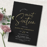 Schwarz und Gold | Einfaches Glam Sweet 16 Geburts Einladung<br><div class="desc">Schwarz und Imitate Gold 16. Geburtstagseinladungen mit "16 . Geburtstag" Text in einem handgeschriebenen Skript-Schriftart. Einfach und elegant. Bitte beachten Sie: Der Goldene Effekt wird durch eine qualitativ hochwertige Grafik repliziert. Es wird keine echte Folie verwendet.</div>