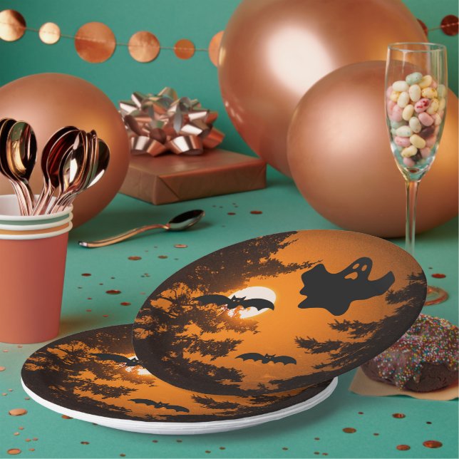 Schwarz und Orange Spooky Halloween Night Szene Pappteller (Multi)