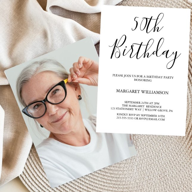 Schwarz und Weiß Moderne Elegance 50. Geburtstag Einladung (Von Creator hochgeladen)