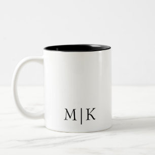 Schwarz und Weiß   Modernes Monogramm Zweifarbige Tasse