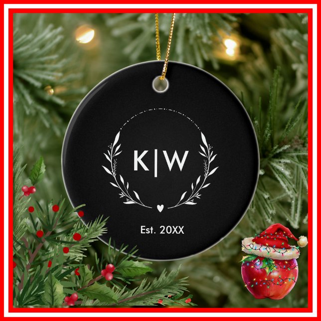Schwarz und Weiß | Monogram für moderne Initials Keramik Ornament (Black and White | Modern Initials Monogram Ceramic Ornament)