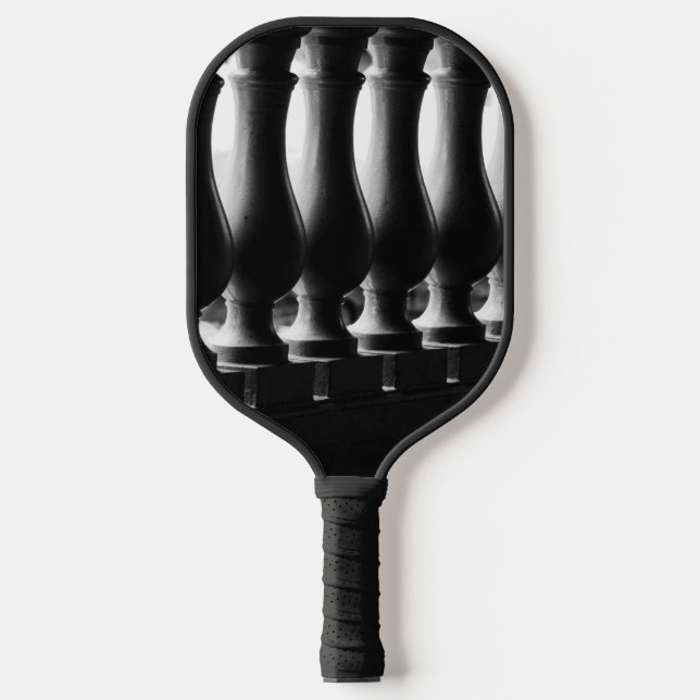 Schwarz und Weiß Pickleball Schläger (Vorderseite)