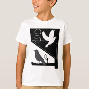 Schwarz und Weiß_Rabe und Taube T-Shirt