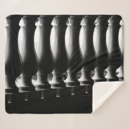 Schwarz-Weiß-Architektur Sherpadecke