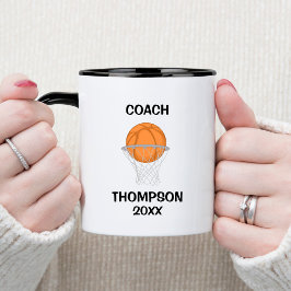 Schwarz-Weiß-Basketball-Trainer Tasse