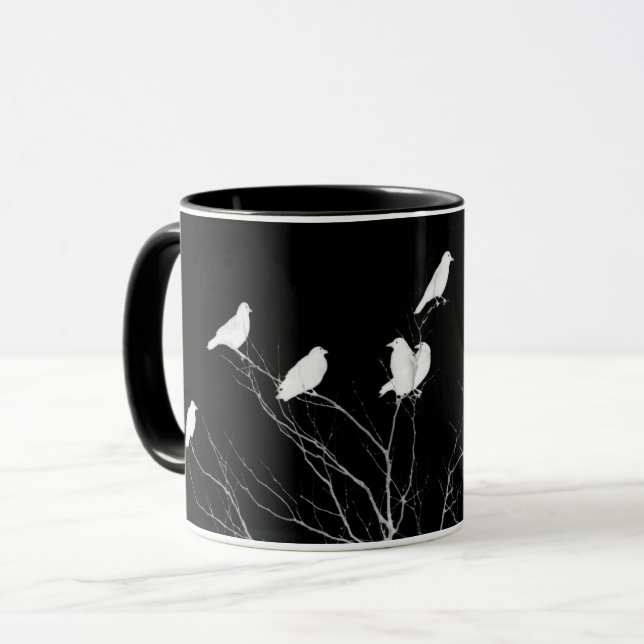 Schwarz-Weiß-Baumkrähen Tasse (Vorderseite Links)