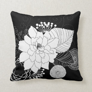 Schwarz-Weiß-Blume auf schwarzem Hintergrund Kissen