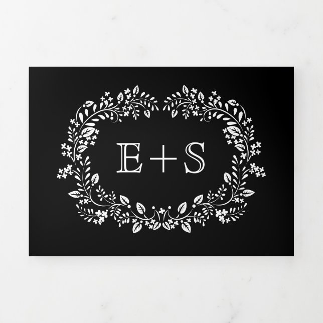 Schwarz-Weiß Blumen Rahmen mit Initialen Hochzeit Dreifach Gefaltete Einladung (Cover)