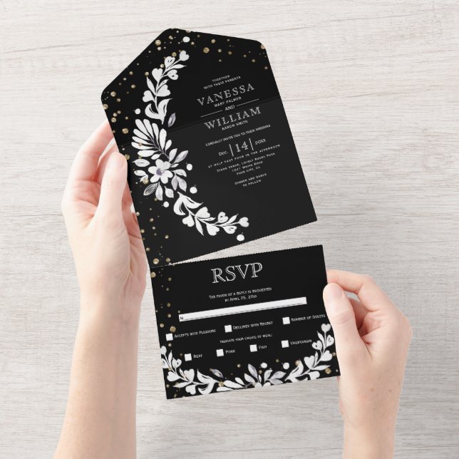 Schwarz-Weiß Blumengarten mit Herz Hochzeit All In One Einladung (Abreißen)