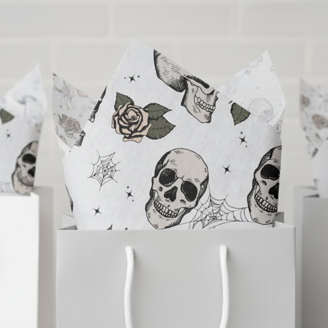 Schwarz-Weiß-Blütenröschen Seidenpapier (White Gothic Halloween Vintage Floral Skull Tissue Paper. Flowers & Skull Skeleton Pattern For Her)