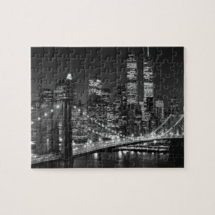 Schwarz-weiß Brooklyn Bridge New York Night