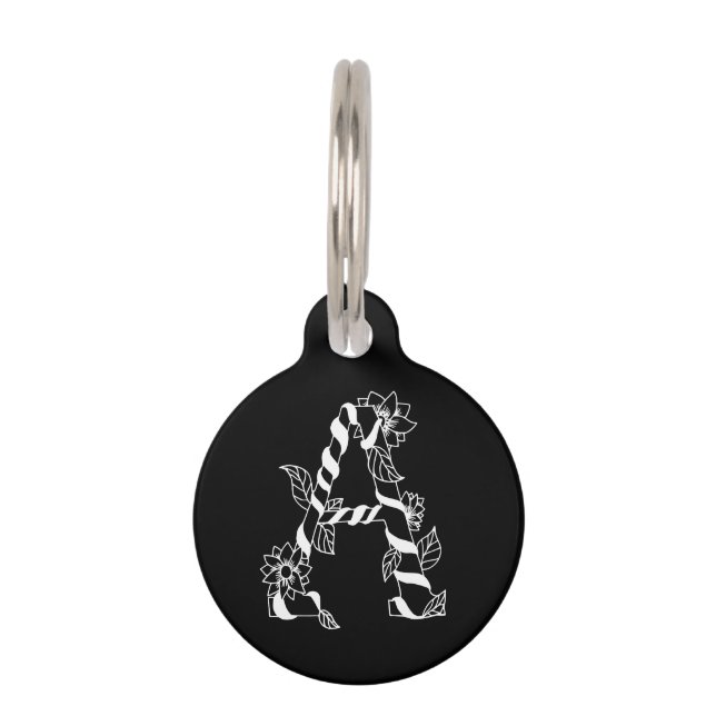 Schwarz-Weiß-Buchstabe "A" mit Twining-Blume Haustiermarke (Vorderseite)