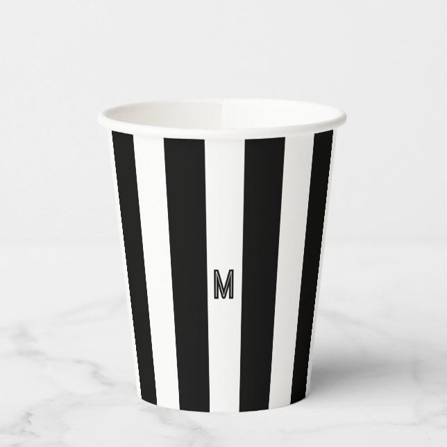 Schwarz-Weiß-Cabana-Streifen Minimal-Monogramm Pappbecher (Links)
