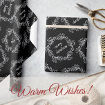 Schwarz-Weiß Chalk Frohe Weihnachtsfeier Geschenkpapier<br><div class="desc">Genießen Sie das Geschenk mit diesem eleganten Trendy Black and White Chalk Frohe Weihnachtsfeier Wrapping Paper. Ich wünsche Ihnen ein herrliches Weihnachten!</div>