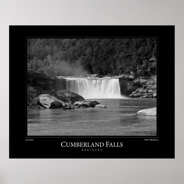 Schwarz-Weiß-Cumberland-Fälle Poster (Vorne)