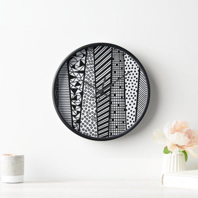 Schwarz-Weiß-Design Uhr (Zuhause)