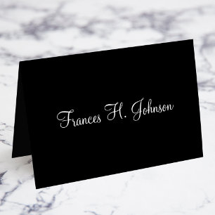 Schwarz-Weiß-Elegante Kalligraphie Name Platzkarte Tischnummer