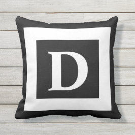 Schwarz-Weiß-fett-Letter aus Monogramm Kissen
