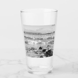 Schwarz-Weiß-Foto der Atlantischen Ozeanwellen Glas