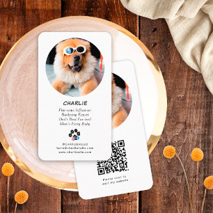 Schwarz-Weiß-Foto eines Hundes Soziale Medien QR-C Visitenkarte