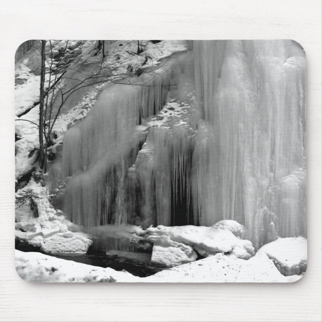Schwarz-Weiß-Frozen-Wasserfall Mousepad (Vorne)