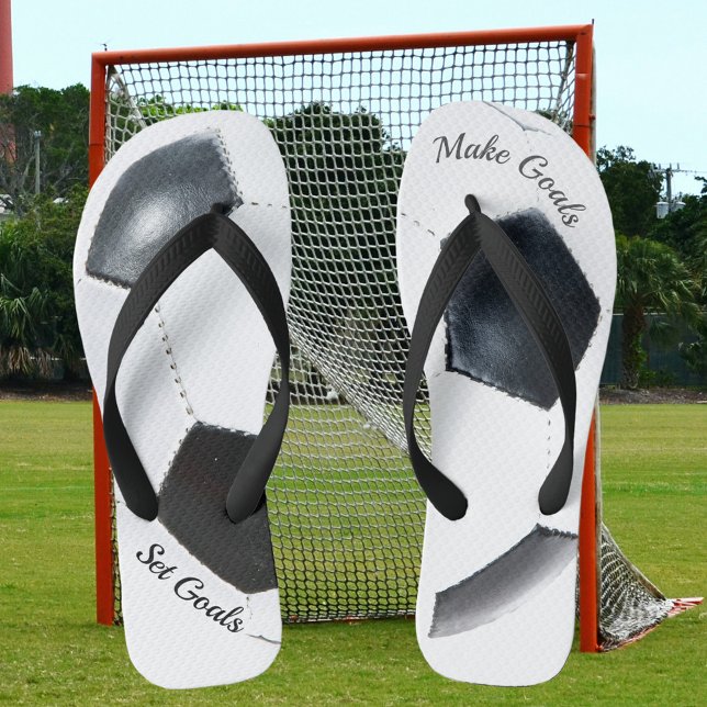 Schwarz-Weiß-Fußball gemustert Flip Flops (Von Creator hochgeladen)