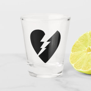 Schwarz-Weiß-gebrochenes Herz - Kunst Schnapsglas
