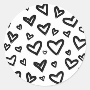 Schwarz-weiß handgezeichnete gemalte Doodle-Herzen Runder Aufkleber