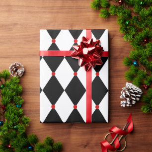 Schwarz-Weiß-Harlequin mit roten Akzenten Geschenkpapier