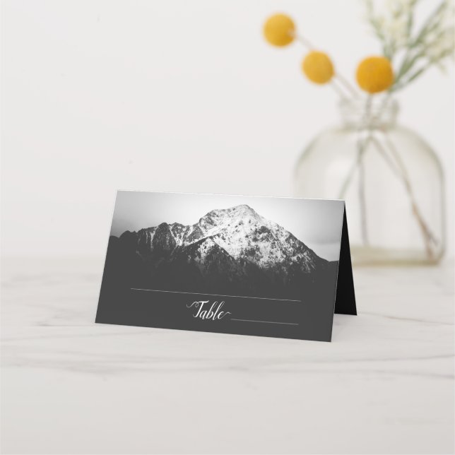 Schwarz-Weiß-Hochzeit unter den Bergen Platzkarte (Vorderseite)