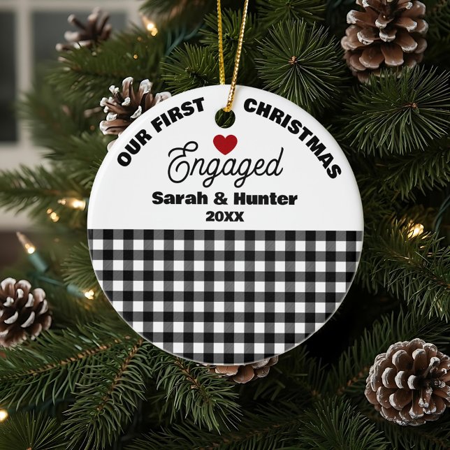 Schwarz/Weiß Kariert Unser erstes Weihnachtsfest V Keramik Ornament (Von Creator hochgeladen)