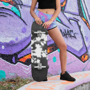 Schwarz-Weiß-Kirschblossom Skateboard