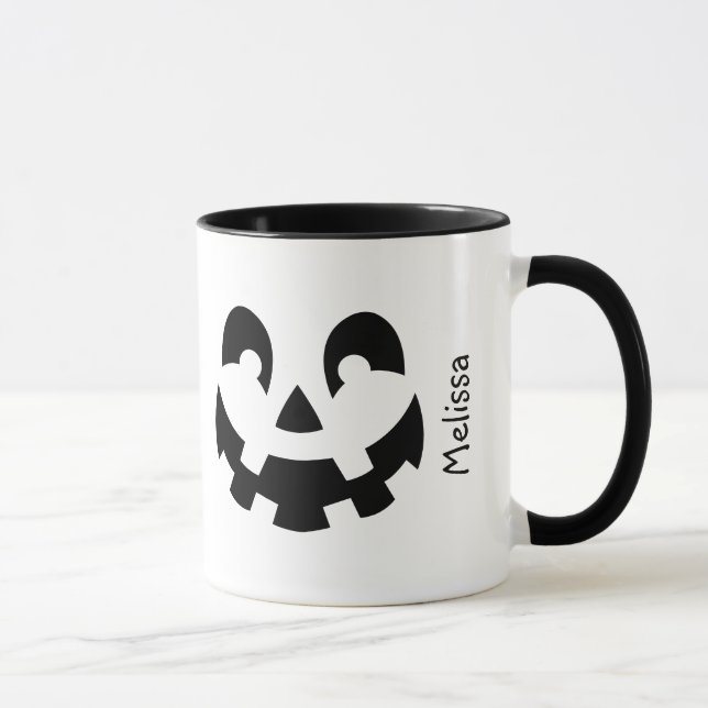 Schwarz-Weiß-Kürbisgesicht mit Namen Halloween Tasse (Rechts)
