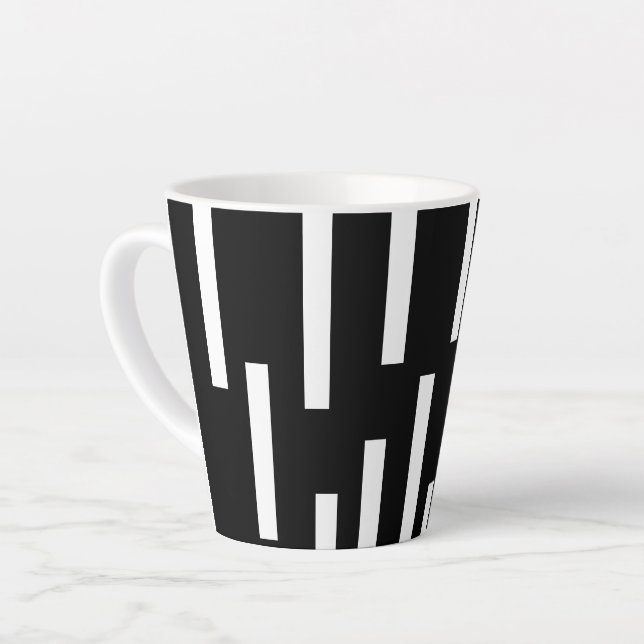 Schwarz-Weiß-Linien Modernes Minimalistisch 4Klara Milchtasse (Linke Ecke)