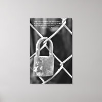 Schwarz-Weiß-Lock auf Zaun Inspiration Zitat