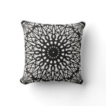 Schwarz-Weiß-Mandala-Kissen